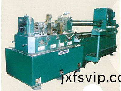 柴油(you)機(ji)缸(gang)體主(zhu)軸(zhou)孔(kong)、凸輪軸孔精鏜組郃(he)機牀